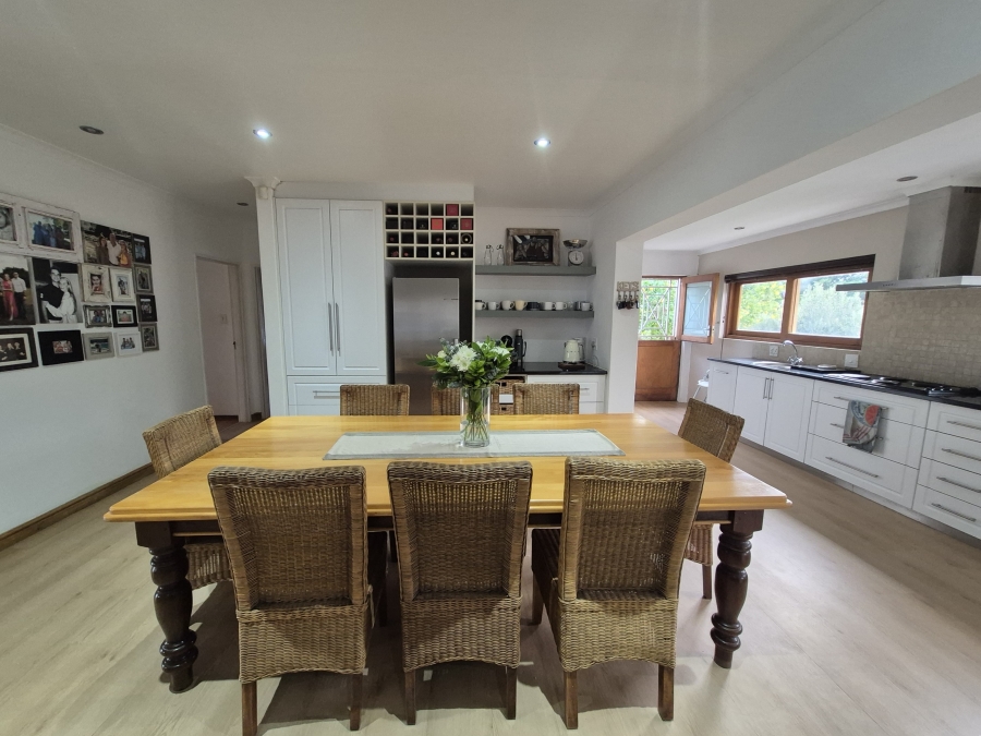 4 Bedroom Property for Sale in Panorama Western Cape